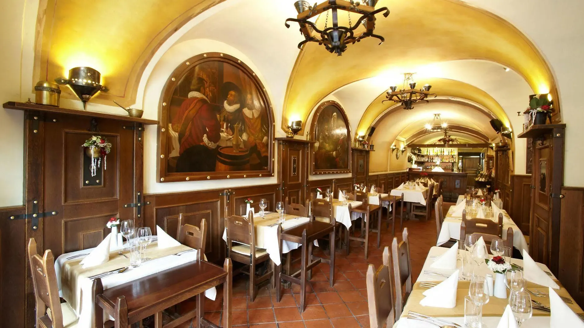 Hotel Residence U Cerneho Orla Praag