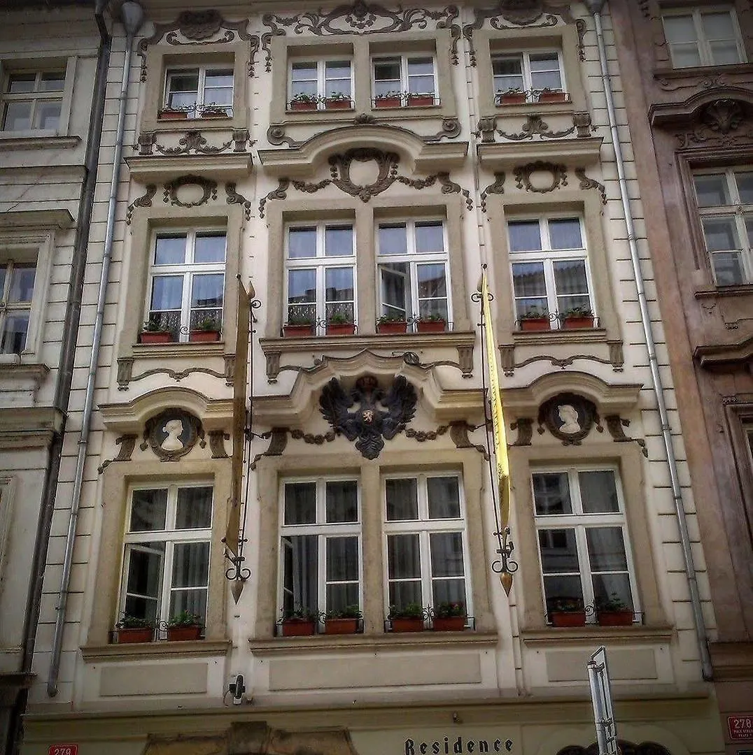 Residence U Cerneho Orla Praag